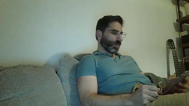 Snapshot of alcatraz009 chatting on 12/26/24, 08:42 alcatraz009 online show from 12/26/24, 08:42