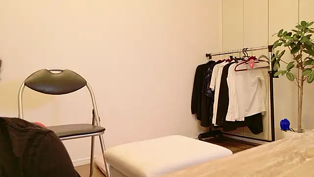 Snapshot of undo-busoku69 chatting on 11/16/25, 10:20 undo-busoku69 online show from 11/16/25, 10:20