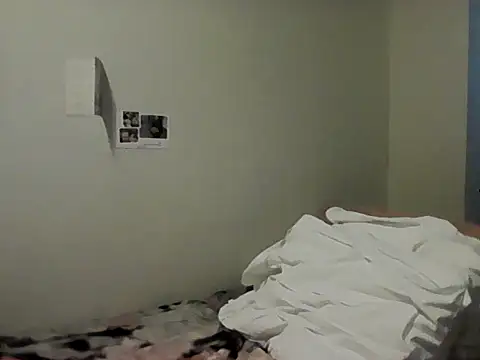 housewife shantie online show from 03/04/26, 07:27