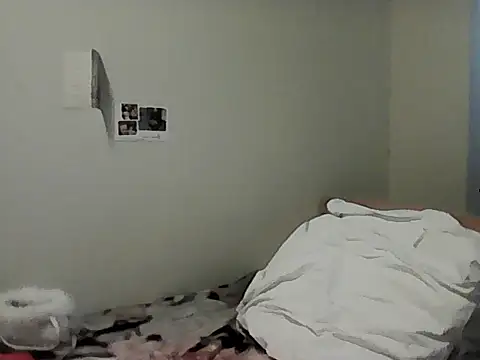 housewife shantie online show from 03/06/26, 07:58