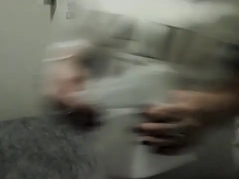 housewife shantie online show from 11/17/25, 07:12