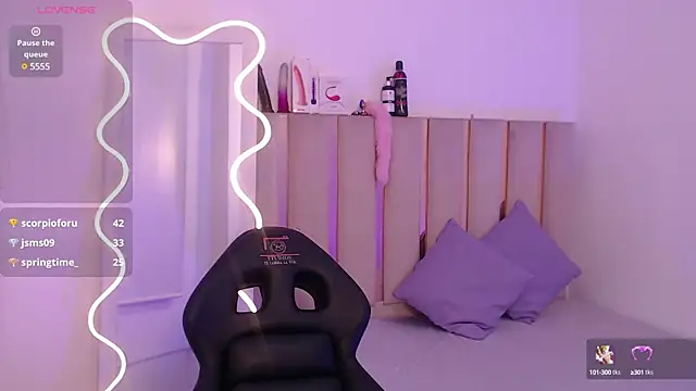 Snapshot of Andy_tay1 chatting on 03/15/25, 09:52 Andy tay1 online show from 03/15/25, 09:52