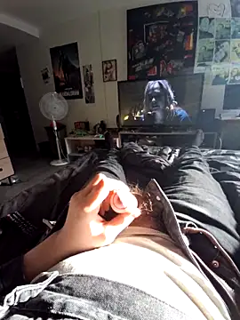 Snapshot of stev3w chatting on 11/22/25, 09:19 stev3w online show from 11/22/25, 09:19