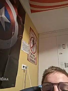 Snapshot of stev3w chatting on 09/11/25, 05:29 stev3w online show from 09/11/25, 05:29