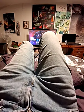 Snapshot of stev3w chatting on 12/04/25, 06:07 stev3w online show from 12/04/25, 06:07