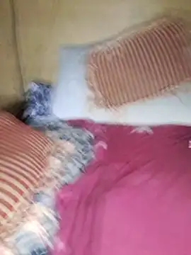 LOOLOOO123123 online show from 12/04/25, 06:29