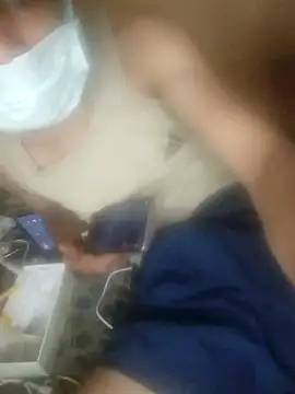 LOOLOOO123123 online show from 09/24/25, 04:46