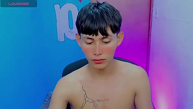 tanjiro cute online show from 03/21/26, 02:46