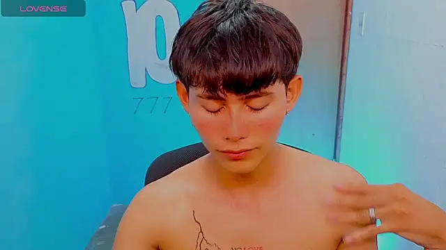 tanjiro cute online show from 04/12/26, 03:10