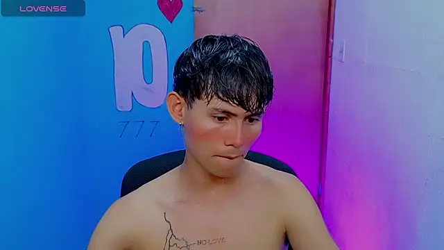 tanjiro cute online show from 04/05/26, 03:13