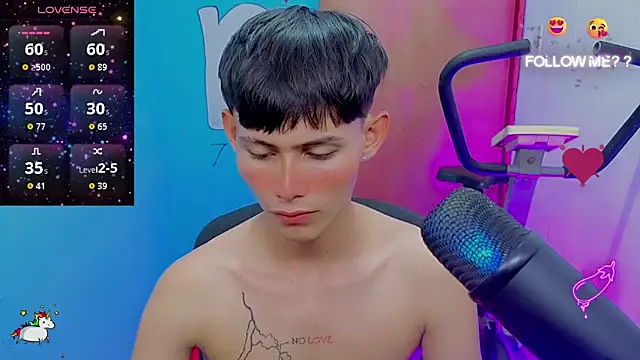Snapshot of tanjiro_cute chatting on 06/20/26, 04:28 tanjiro cute online show from 06/20/26, 04:28