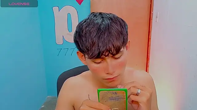 tanjiro cute online show from 04/13/26, 06:28