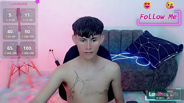 tanjiro cute online show from 01/30/25, 09:36