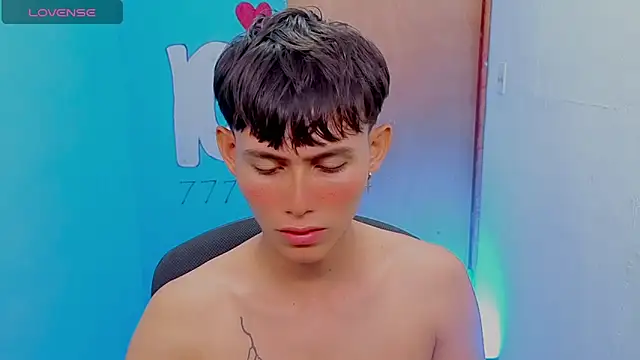 tanjiro cute online show from 04/18/26, 04:59