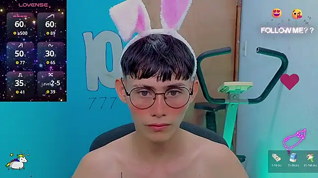 Snapshot of tanjiro_cute chatting on 06/10/26, 03:52 tanjiro cute online show from 06/10/26, 03:52