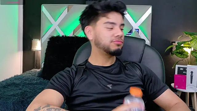 Tommidubois online show from 11/27/25, 04:13