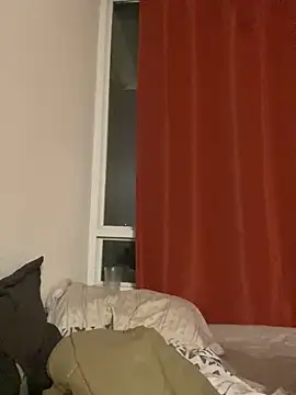 Crissis   online show from 12/04/24, 01:30