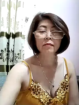 Snapshot of Baby-tits2024 chatting on 02/06/25, 01:43 Baby-tits2024 online show from 02/06/25, 01:43