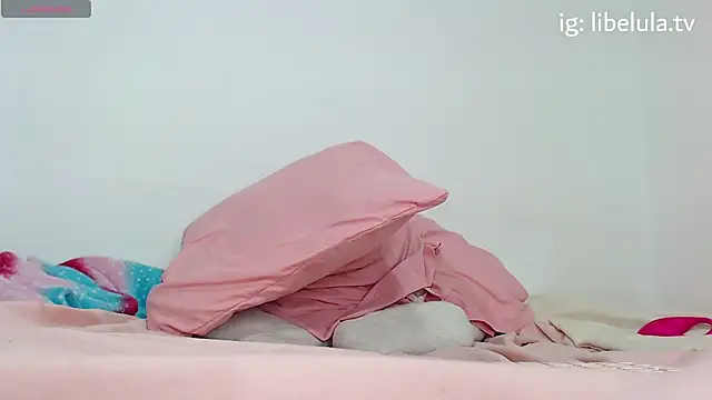 Snapshot of LibelulaTV chatting on 12/07/24, 03:53 LibelulaTV online show from 12/07/24, 03:53