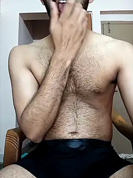 Snapshot of Vignesh3246 chatting on 09/24/25, 06:58 Vignesh3246 online show from 09/24/25, 06:58