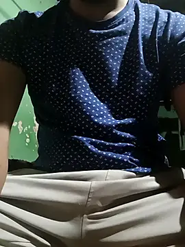 Snapshot of Vignesh3246 chatting on 10/02/25, 05:16 Vignesh3246 online show from 10/02/25, 05:16