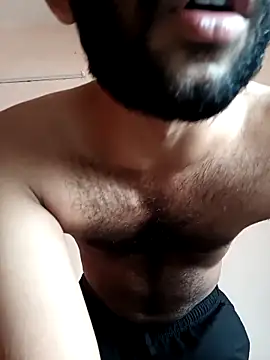 Snapshot of Vignesh3246 chatting on 12/05/25, 10:36 Vignesh3246 online show from 12/05/25, 10:36