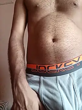 Snapshot of Vignesh3246 chatting on 09/11/25, 10:59 Vignesh3246 online show from 09/11/25, 10:59