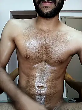 Snapshot of Vignesh3246 chatting on 02/20/25, 03:41 Vignesh3246 online show from 02/20/25, 03:41