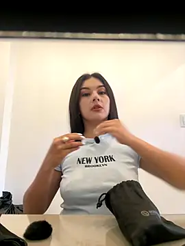 EymiCuper online show from 10/29/25, 02:16