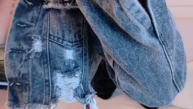 Snapshot of EymiCuper chatting on 01/14/26, 06:55 EymiCuper online show from 01/14/26, 06:55