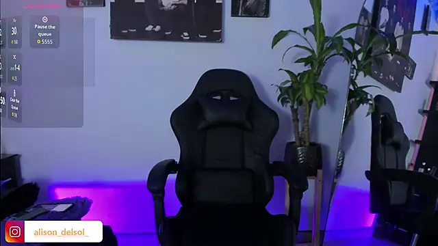 Alisson Wynter online show from 09/21/25, 03:55