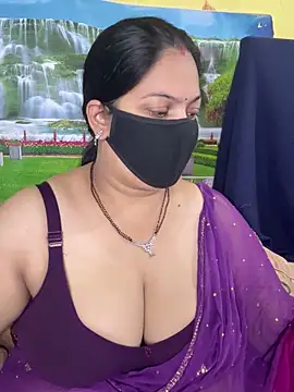 Snapshot of vinky05 chatting on 09/23/25, 03:46 vinky05 online show from 09/23/25, 03:46