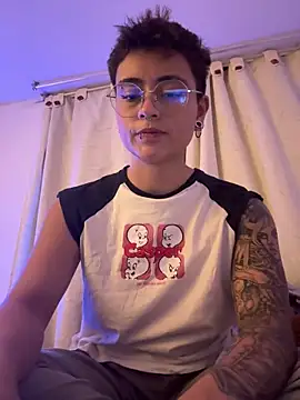 Snapshot of Chriss_gomez2 chatting on 09/28/25, 12:39 Chriss gomez2 online show from 09/28/25, 12:39