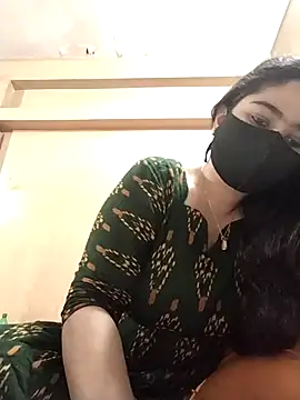 Magical Girl- online show from 11/13/25, 03:10