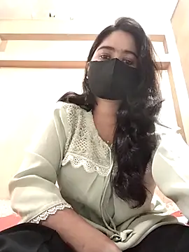 Magical Girl- online show from 11/26/25, 03:28