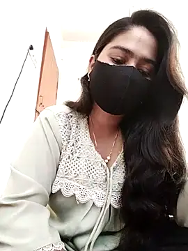 Snapshot of Magical_Girl- chatting on 02/14/26, 05:18 Magical Girl- online show from 02/14/26, 05:18