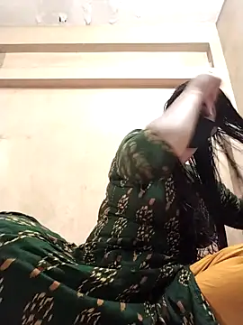 Magical Girl- online show from 11/02/25, 04:50