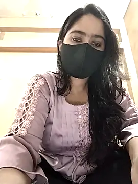 Magical Girl- online show from 11/24/25, 04:12