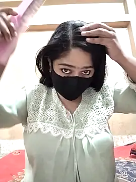 Snapshot of Magical_Girl- chatting on 01/07/26, 04:06 Magical Girl- online show from 01/07/26, 04:06