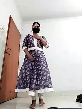 Snapshot of Magical_Girl- chatting on 02/23/26, 04:36 Magical Girl- online show from 02/23/26, 04:36