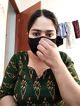 Snapshot of Magical_Girl- chatting on 01/14/26, 06:28 Magical Girl- online show from 01/14/26, 06:28