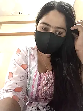 Magical Girl- online show from 10/25/25, 03:49