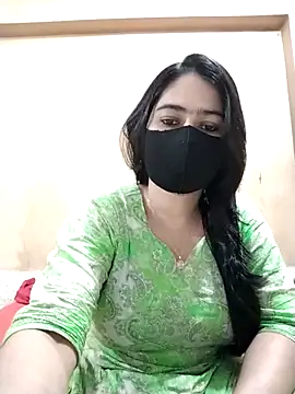 Snapshot of Magical_Girl- chatting on 12/23/25, 04:12 Magical Girl- online show from 12/23/25, 04:12