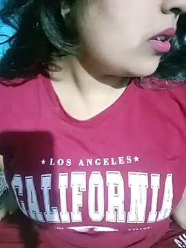 Love-Veronica online show from 05/22/26, 06:39