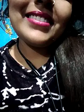 Love-Veronica online show from 02/05/26, 01:07