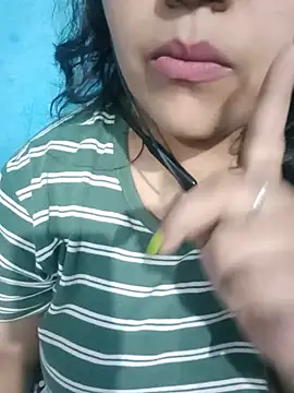 Love-Veronica online show from 05/23/26, 06:29