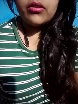 Love-Veronica online show from 04/20/26, 05:36