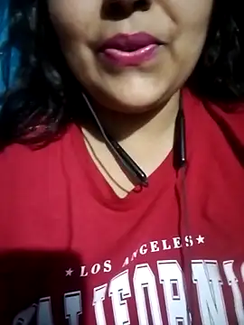 Love-Veronica online show from 04/21/26, 06:25