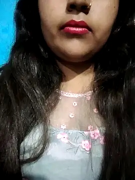 Love-Veronica online show from 02/15/26, 12:48