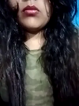 Love-Veronica online show from 03/23/26, 10:26